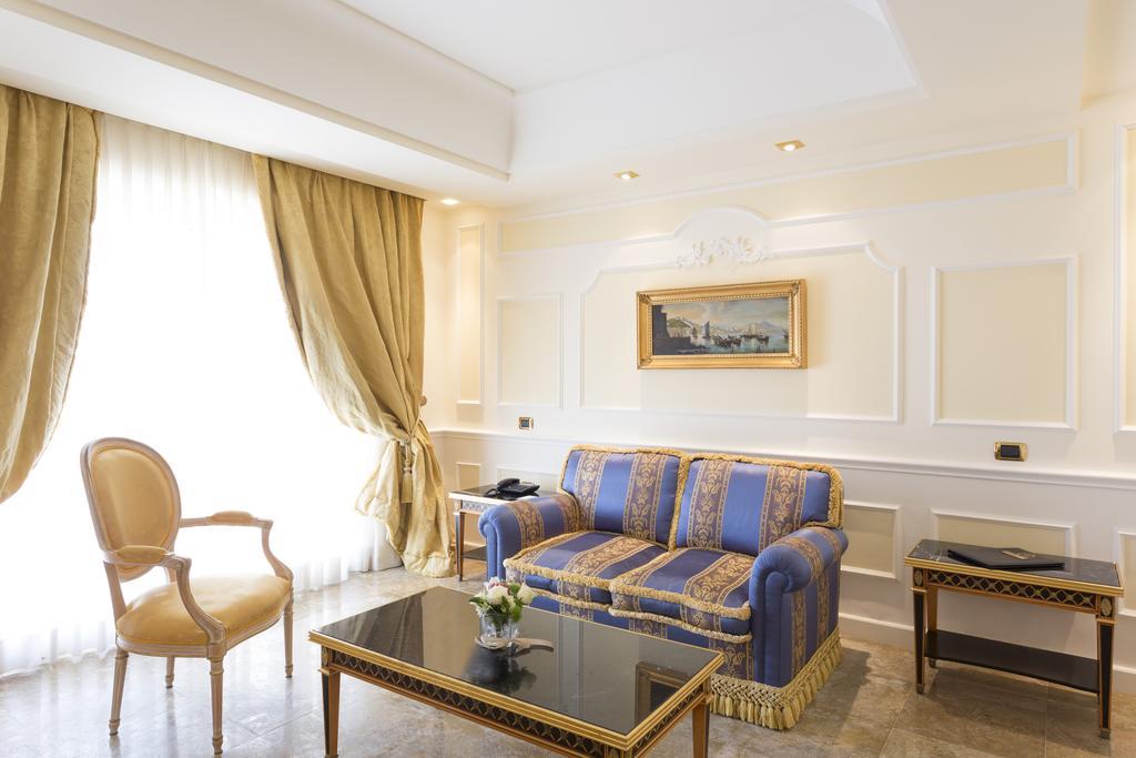 Hotel Ashley Lamezia Terme Exterior foto