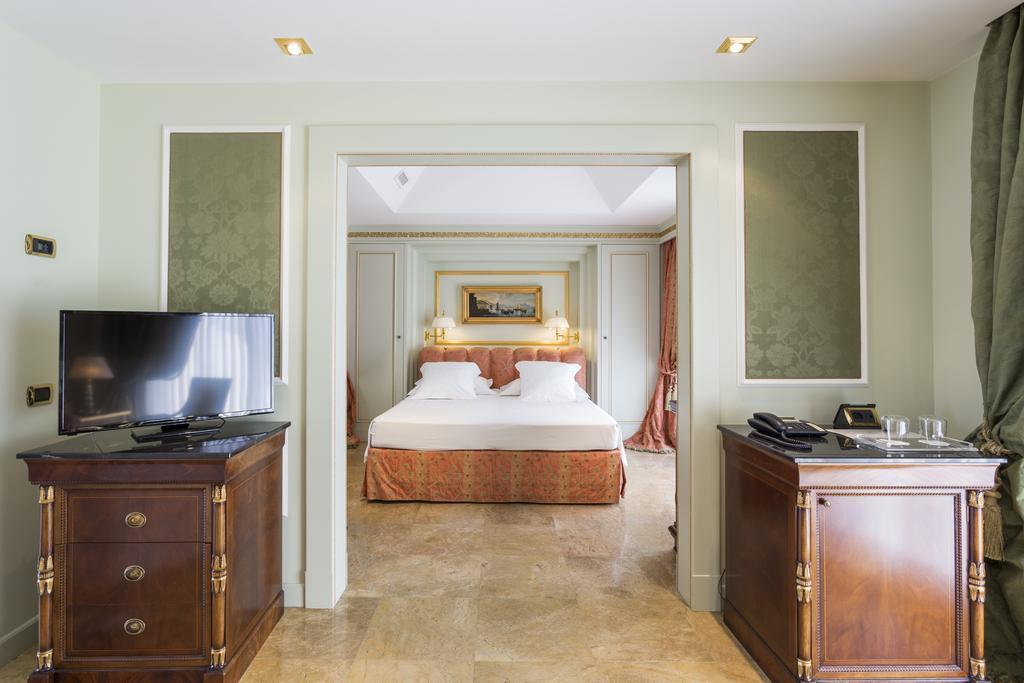 Hotel Ashley Lamezia Terme Exterior foto
