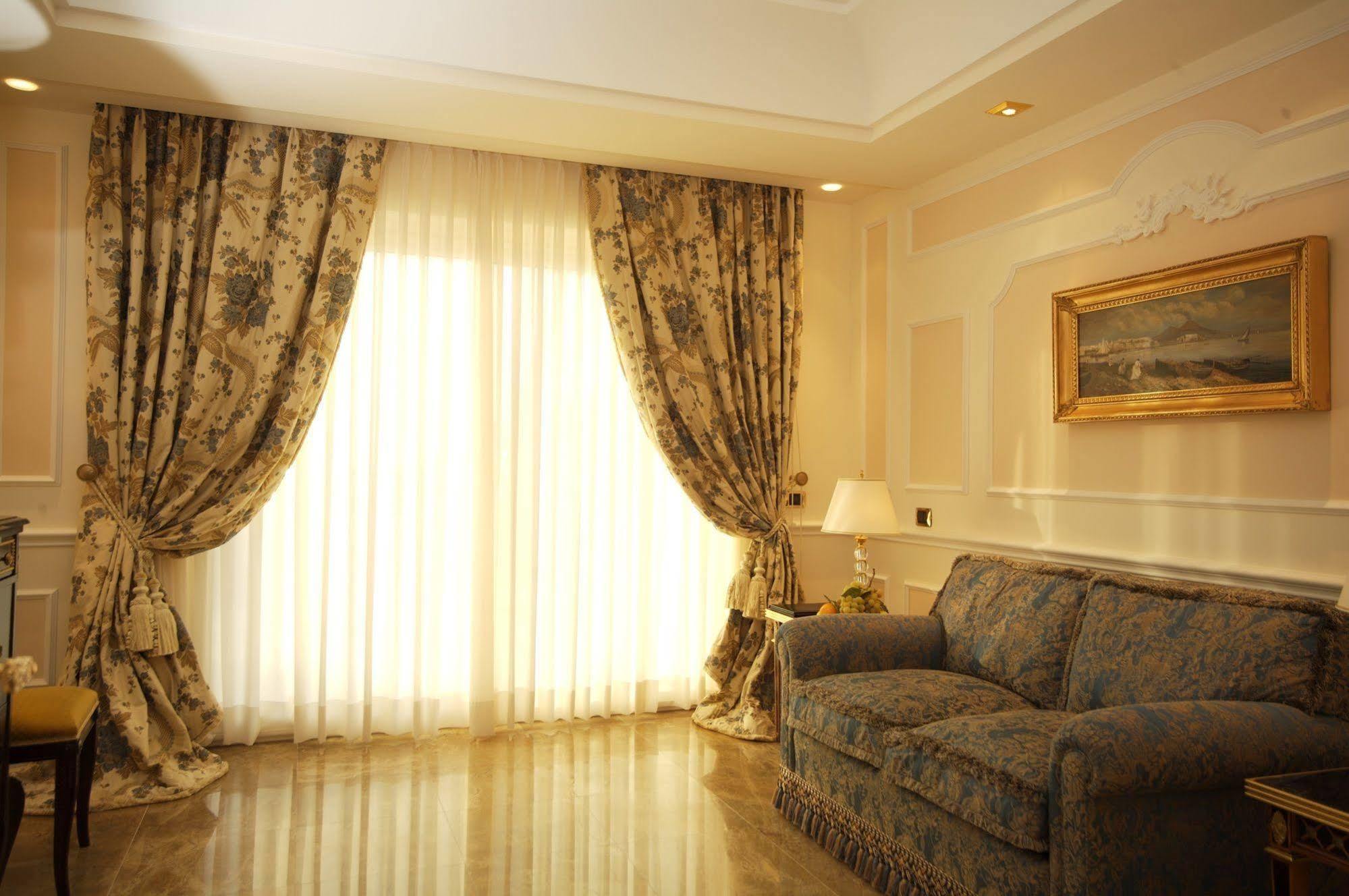 Hotel Ashley Lamezia Terme Exterior foto
